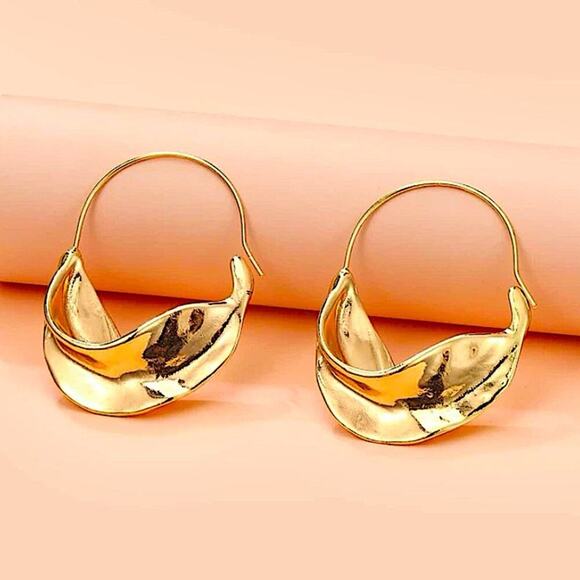 Geometric Gold Irregular Drop Dangle Earrings - Picture 2 of 3